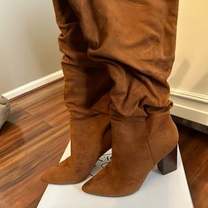 Worn once! Steve Madden brown knee high heeled boots. Size 8